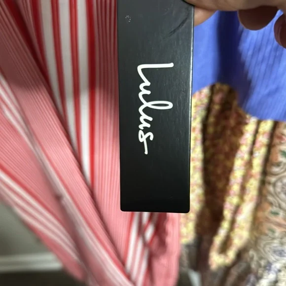 SOLD NWT Lulus Gone Coastal Red and White striped V-Neck Jumpsuit Size Small. - Picture 5 of 5